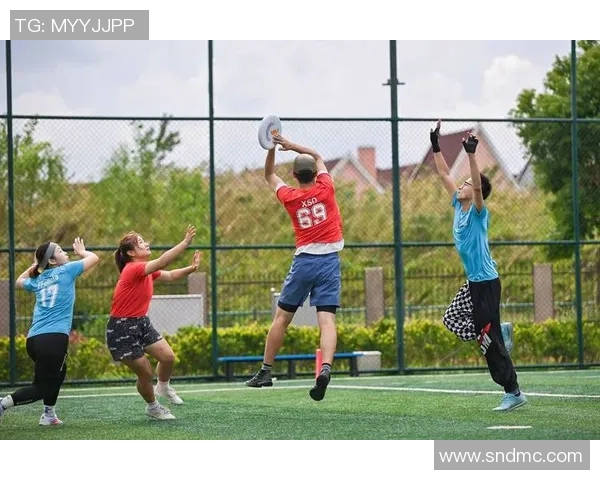 深圳飞盘队在极限运动会积分榜上以59分稳居第一名展现强大实力